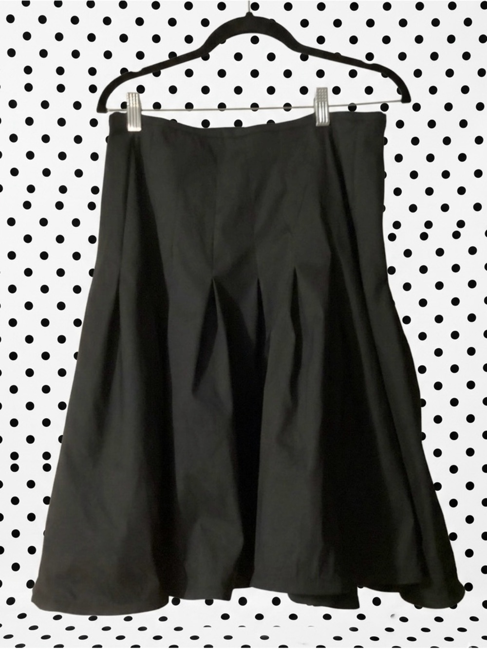 Tadashi Shoji Black Pleated A-Line Midi Skirt